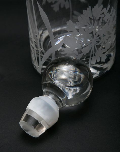 浪漫情人节 | EVERGREEN蕾丝柔情玻璃红酒瓶，为爱封存一瓶温柔时光