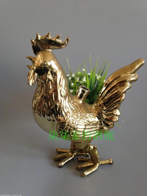 镀金玻璃酒瓶的吹制艺术 从灵感打造到工艺光泽