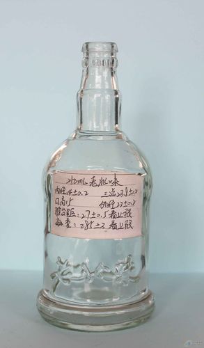 玻璃酒瓶 琥珀光里的东方千年